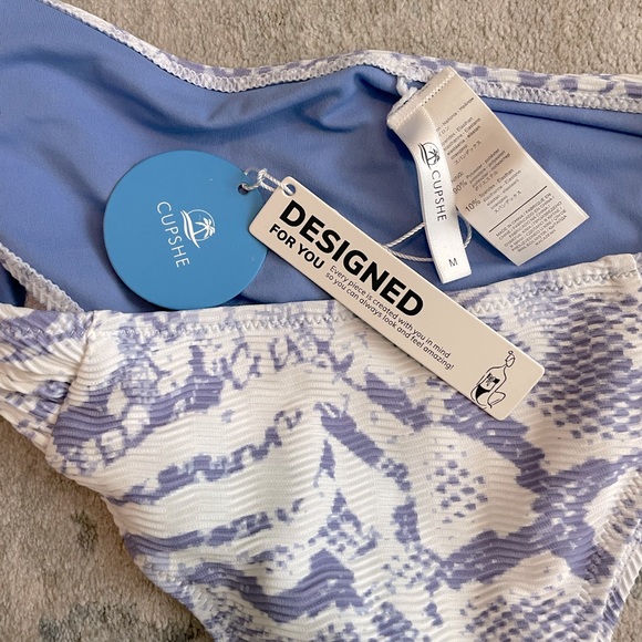 NWT Cupshe Martha Cross Wrap Halter Bikini purple/white snakeskin - size M - Picture 5 of 5